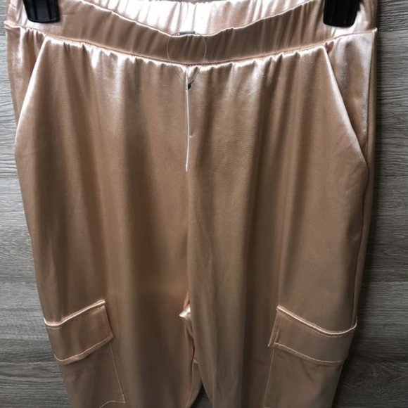 Asos Petite Womens Size 4 Silky Tan Cargo Joggers - Picture 2 of 8